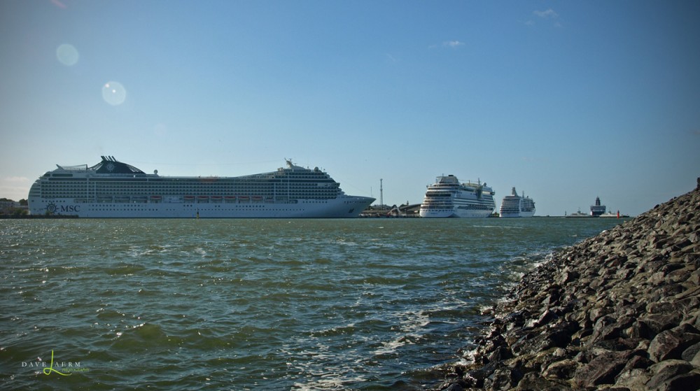 Schiffe In Warnemünde Kreuzfahrt 2019 11 22